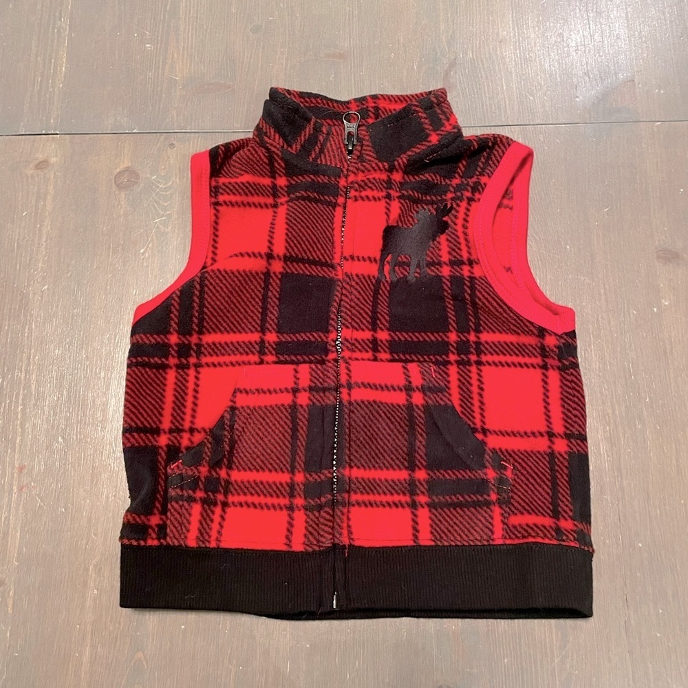 4/$15🌸 12-18M Red and Black Plaid Vest